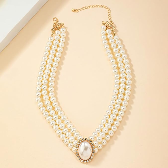 BlushMint Artificial Pearl Necklace